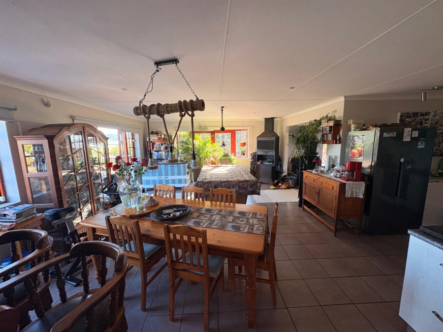 4 Bedroom Property for Sale in Fraaiuitsig Western Cape